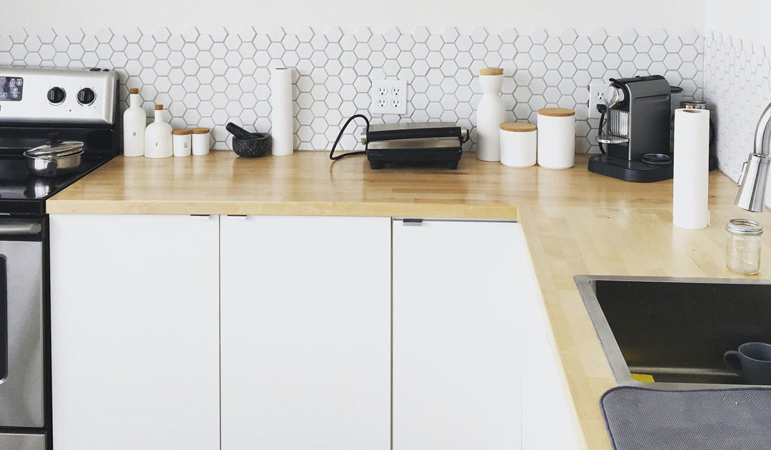 How to Make Clutter-Free Kitchen Counters a Reality